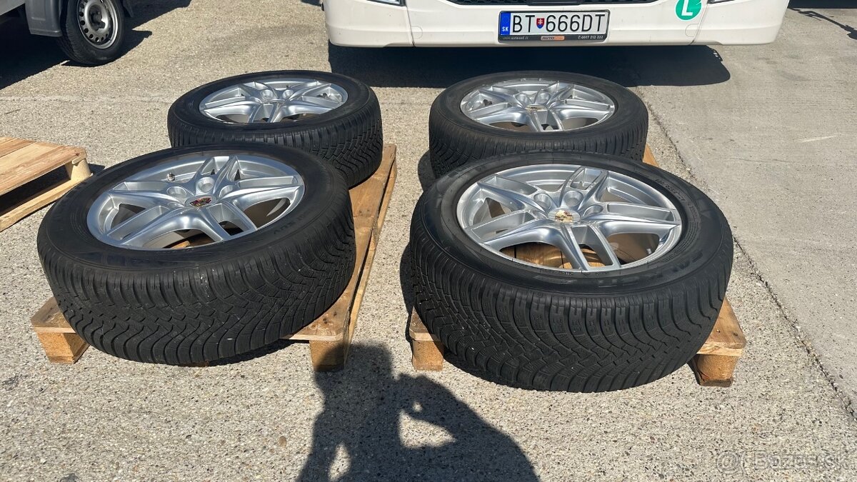 Porsche Cayann 265/50 R19 - 7