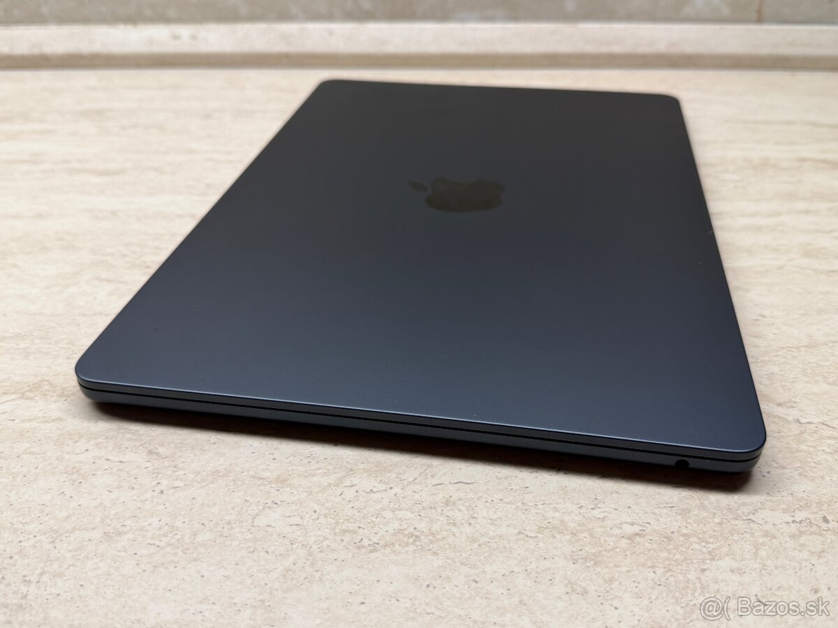 MacBook Air 13.6", M3, 8GB, 256GB, Midnight - 7