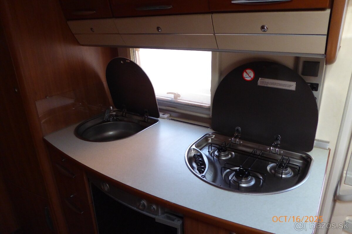 Obytný príves FEND Platinum 590 - 7