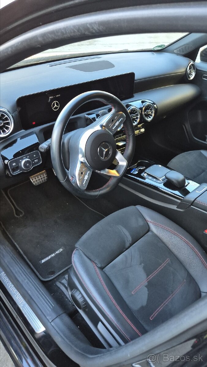 Mercedes-Benz A180 AMG,2022 - 7