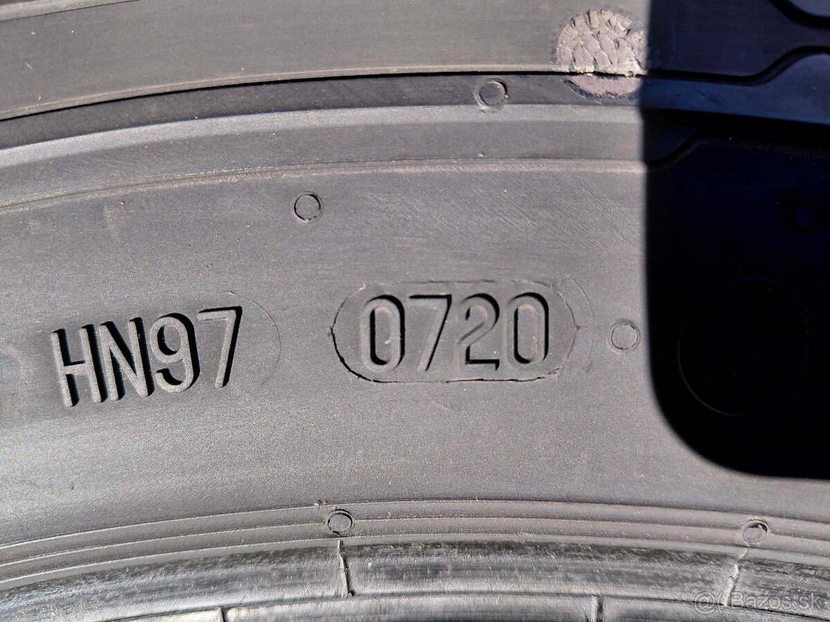 4x letne 235/65R16 C - 7