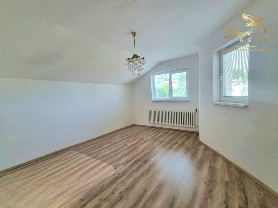 TOP CENA KRÁSNY DVOJPODLAŽNÝ RODINNÝ DOM V TICHEJ LOKALI - 7