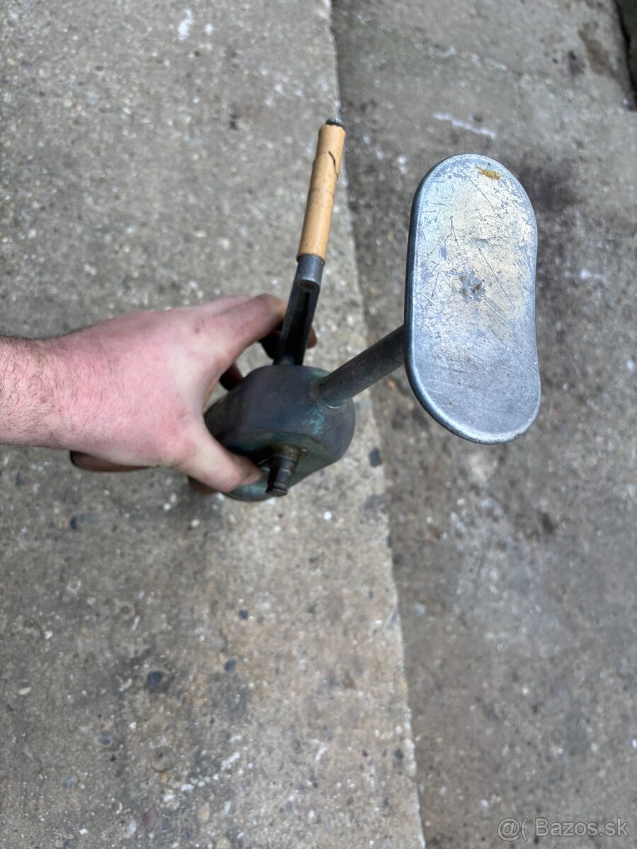 Stará retro rucna vŕtačka - 7