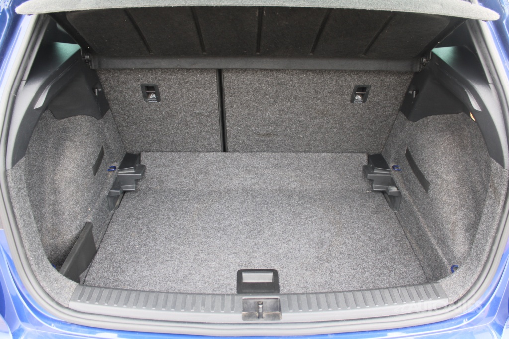 Seat Arona 1,0 TSi 70 kW XCELLENCE - 7