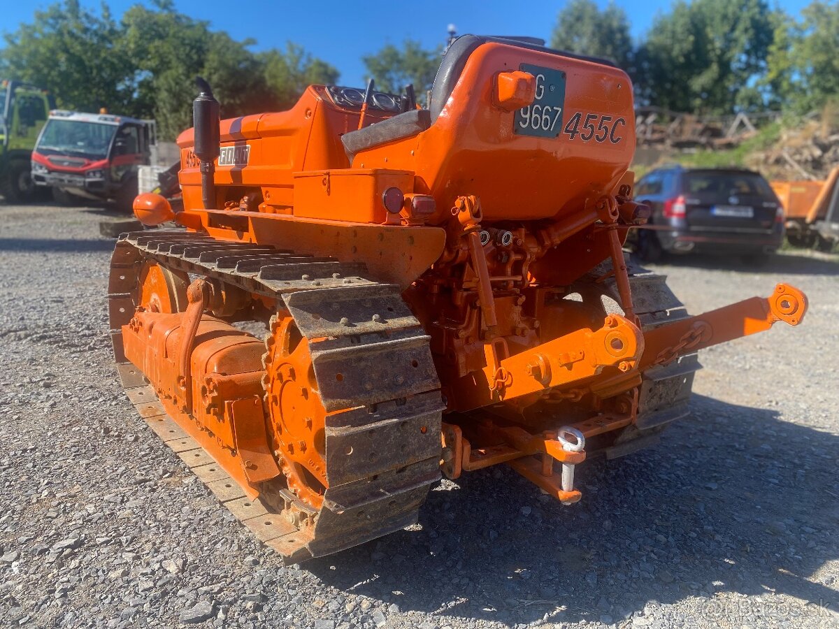 Pásový traktor Fiat455C - 7