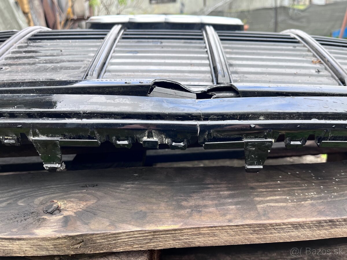 Audi e-tron predný naraznik , maska - 7