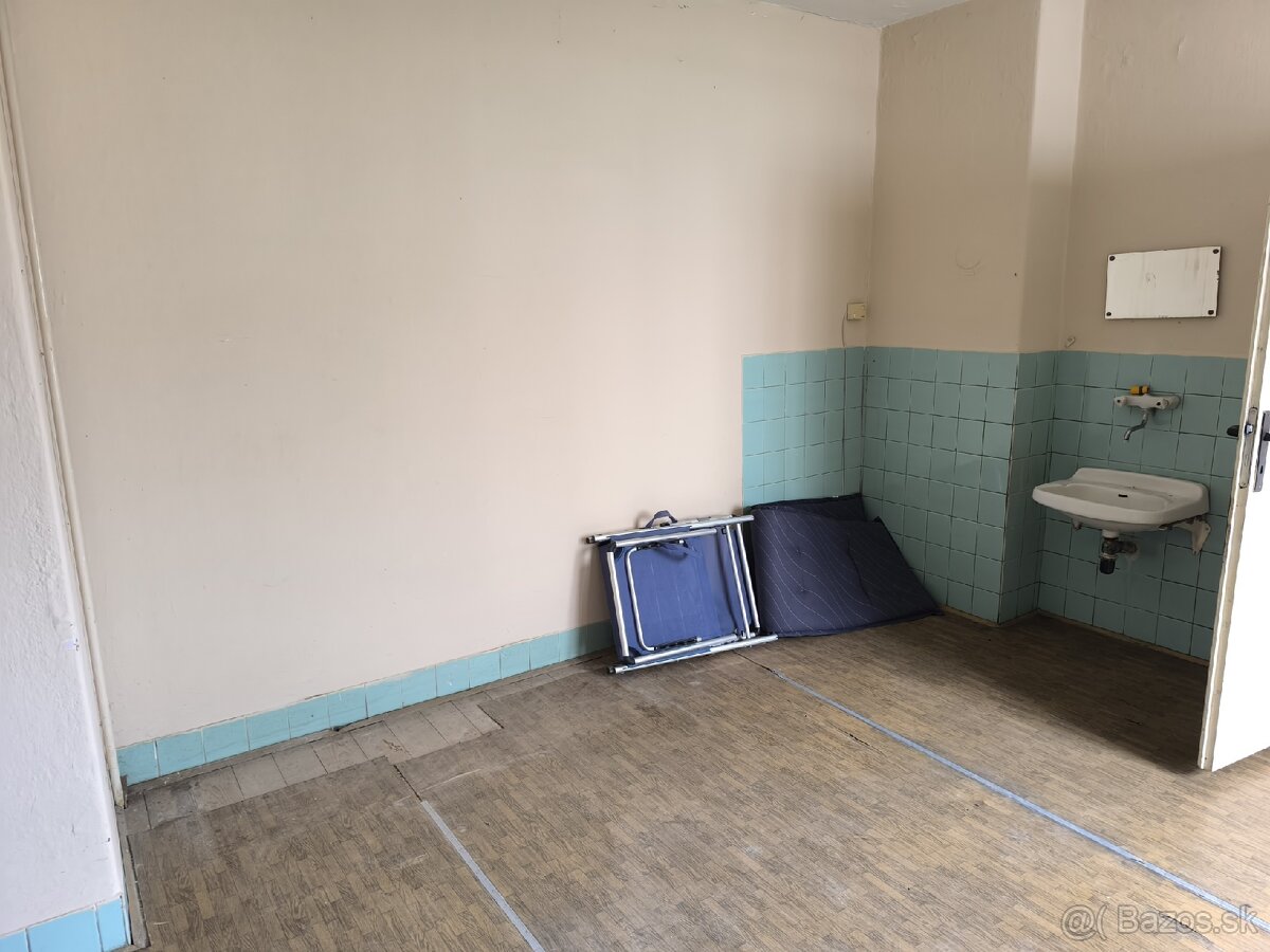 Šanca na nové bývanie – rodinný dom v Branči na predaj - 7