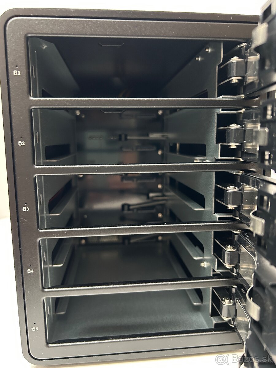 Orico 5 bay Enclosure 3,5” - 7