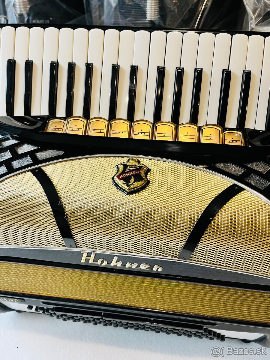 Predám akordeón Hohner Lucia IVP- 96 basový - používaný v do - 7