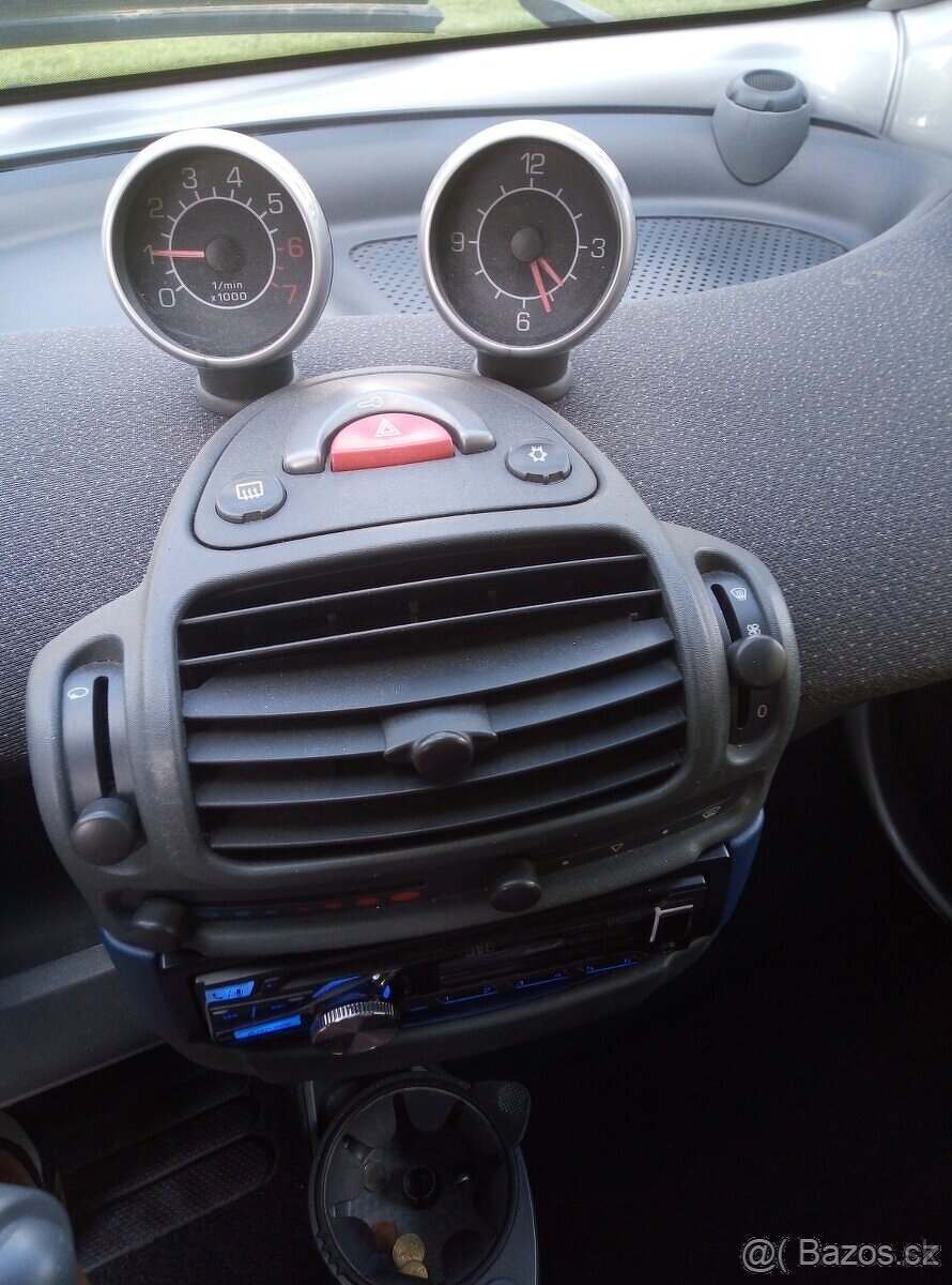 Smart Fortwo 0.7i turbo 45kw rok 9/2005 Sunray Panorama - 7