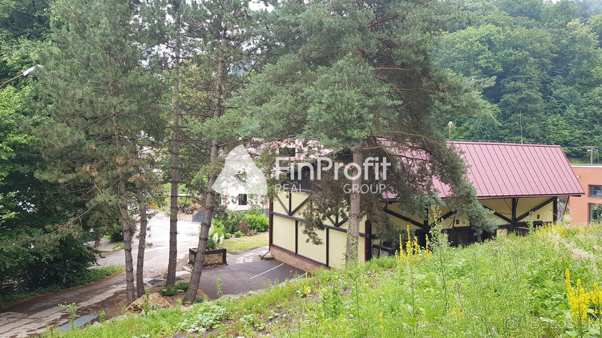 Predám budovu so 7 apartmánmi vo výstavbe vo Vyhniach. - 7