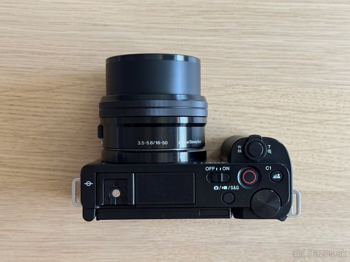 Sony Alpha ZV-E10 s objektívom + Sony E PZ 16-50mm - 7