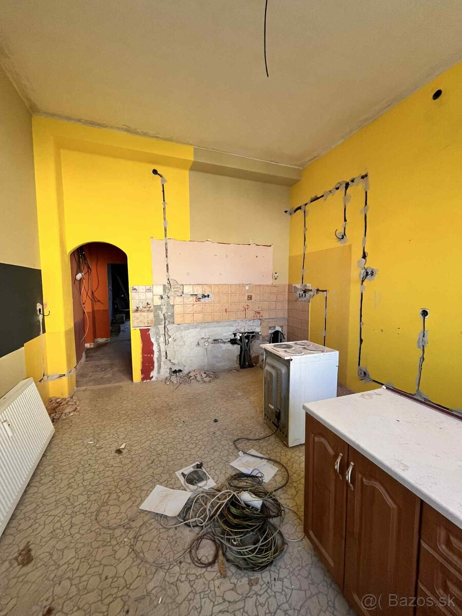 Rekonštrukcie, stavby a práce v interiéry a exteriéry - 7