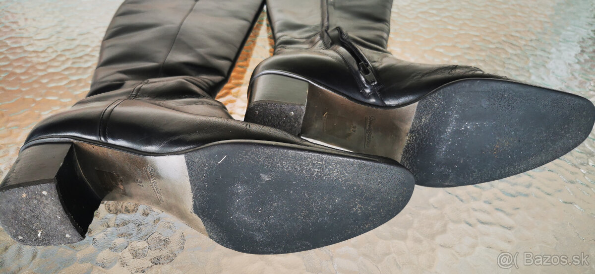 Predám kožené čierne čižmy - 7