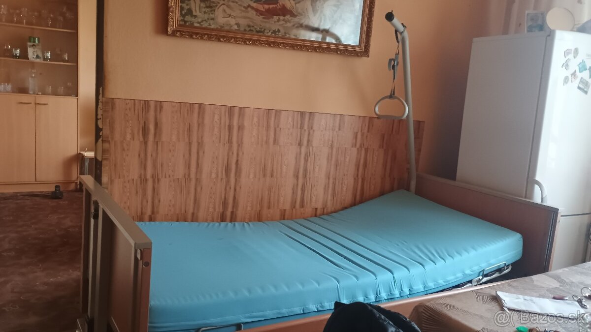 Polohovateľná elektrická posteľ - 7