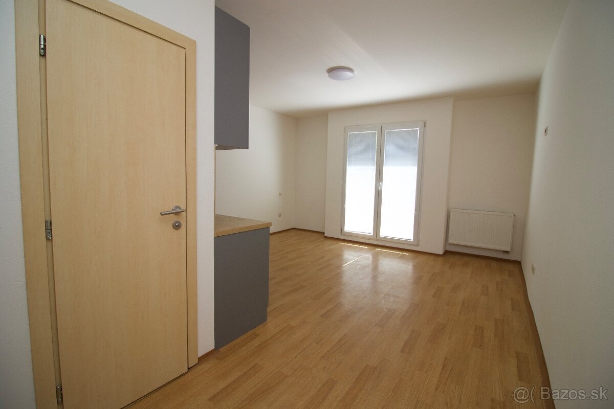 Prenájom garsónky v Ilave - 7
