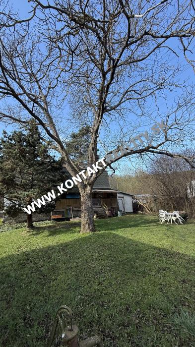 Záhradná chata s priestranným pozemkom 1444m2 Baška časť Maš - 7