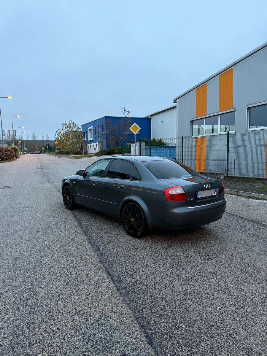 Predám Audi A4 B6 1.9tdi 96kW QUATTRO - 7