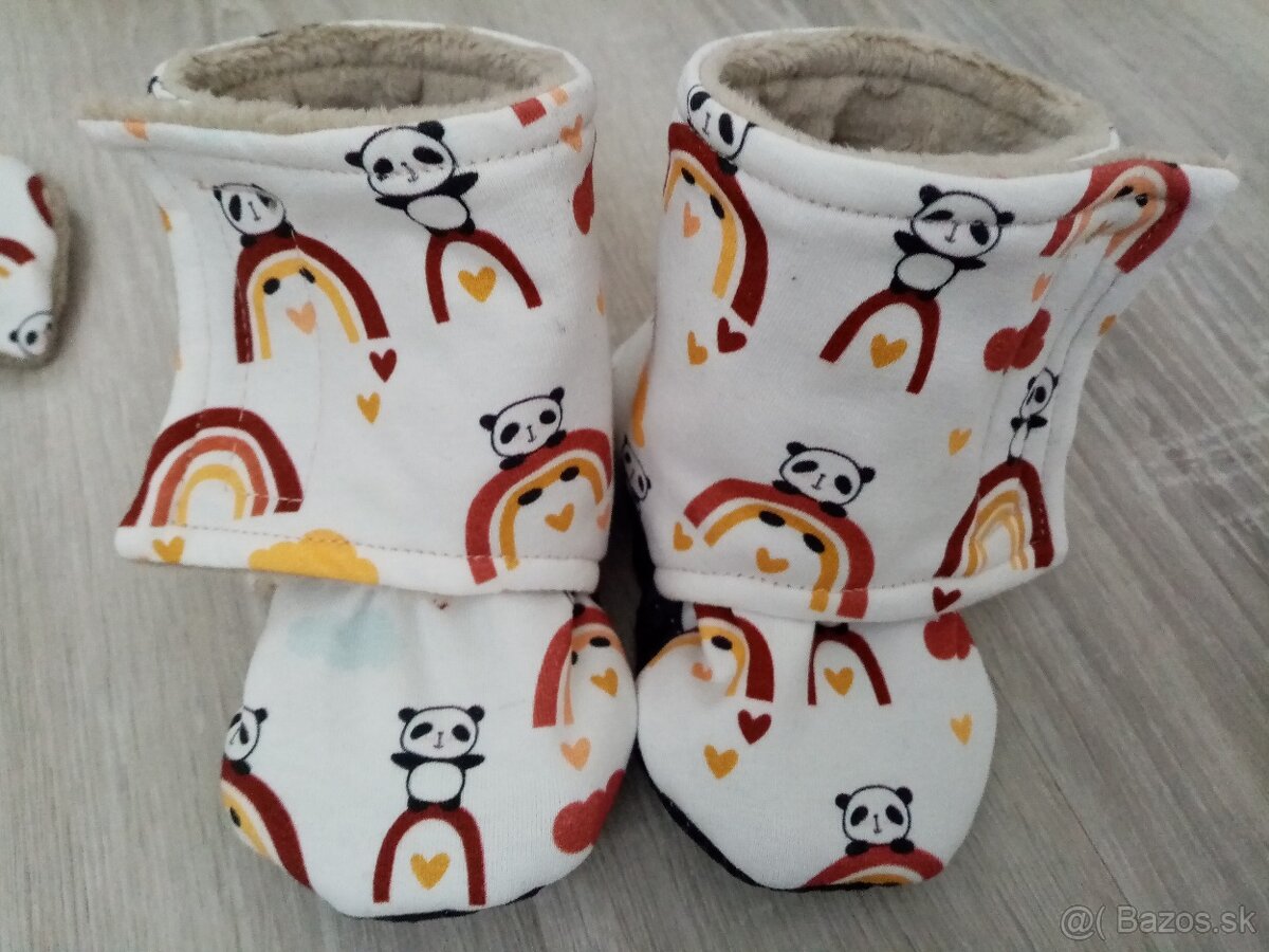 Ciapka s usami a capacky - 7