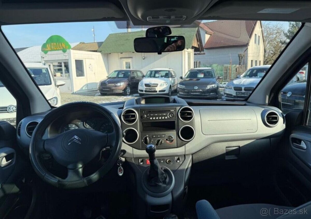 Citroën Berlingo 1.6i MULTISPACE WEBASTO benzín manuál 88 kw - 7