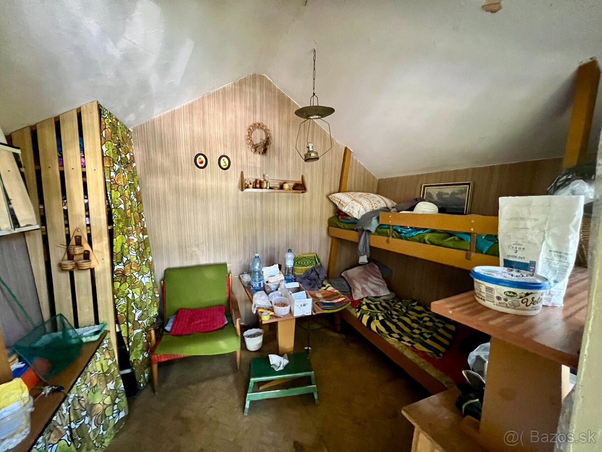 Záhrada s chatkou 714 m² - 7