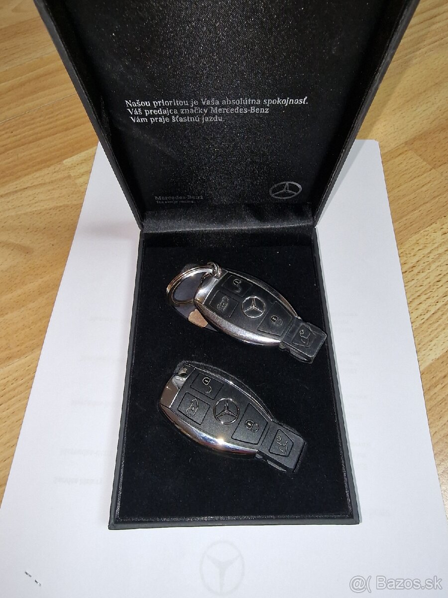 Mercedes-Benz V-Class V 200 - 7