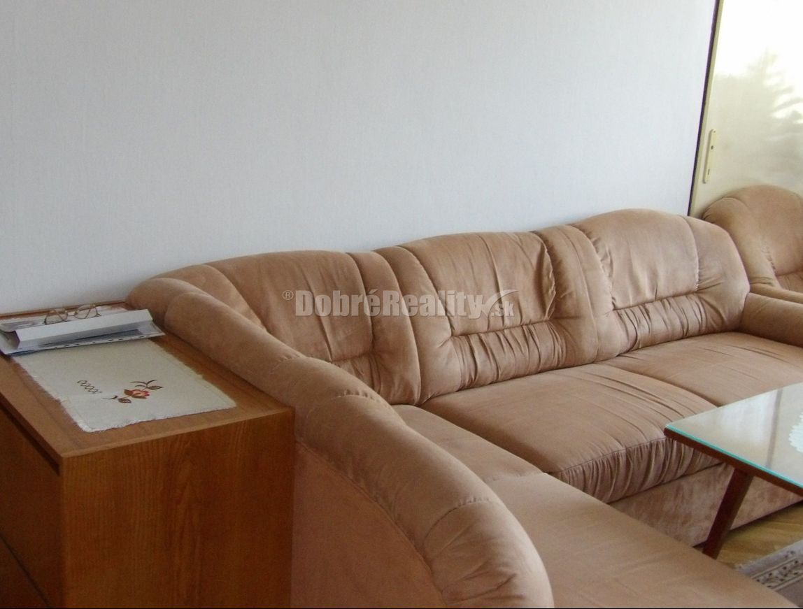 Trojizbák v príjemnej časti Šale na PREDAJ - 7