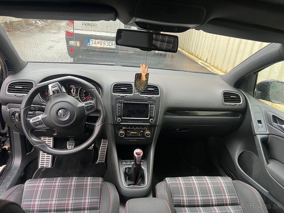 Predám golf GTI - 7