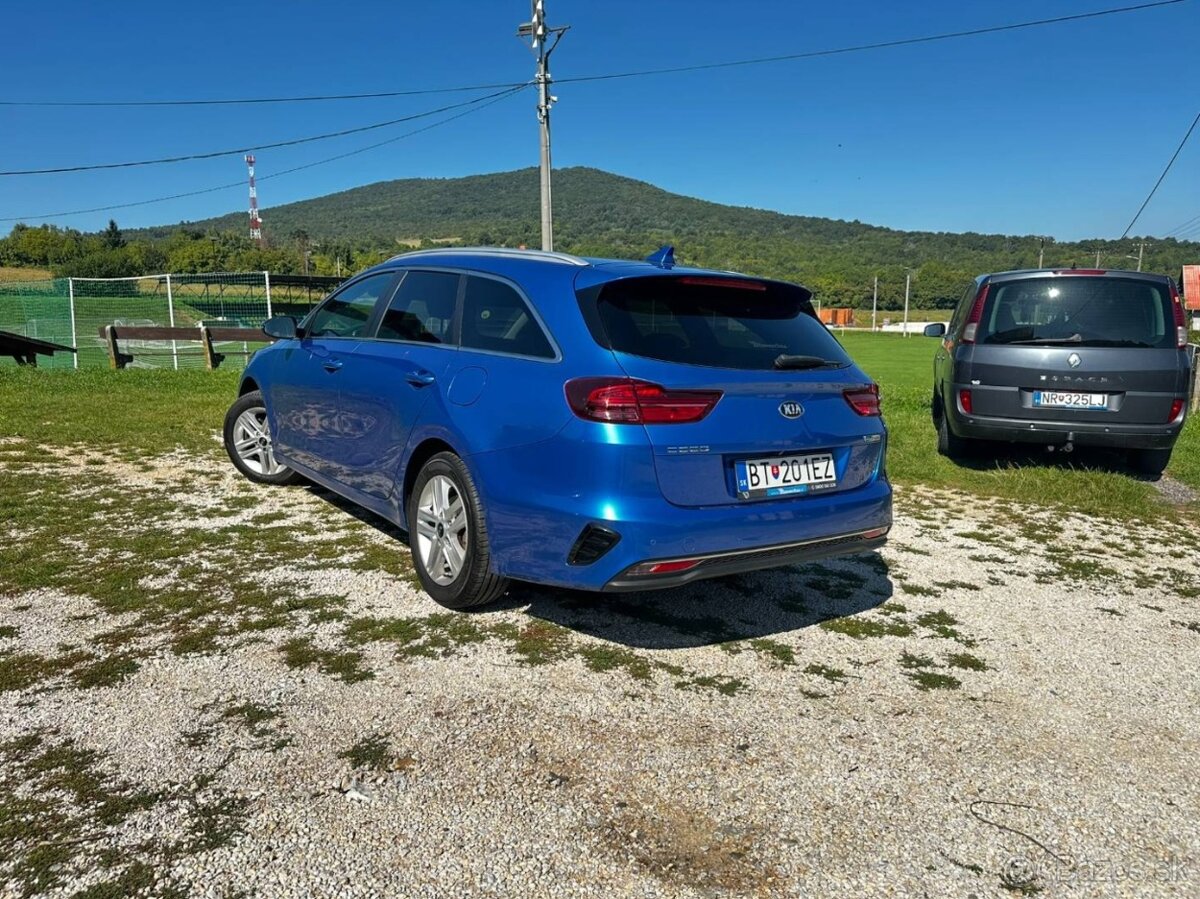 KIA Ceed SW 1.6 CRDi Gold - 7