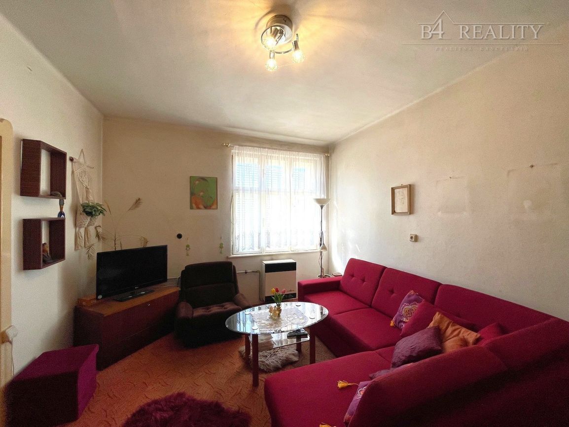 Rodinný dom s pozemkom 378 m2, Žilinská ul., Trenčianska Tep - 7