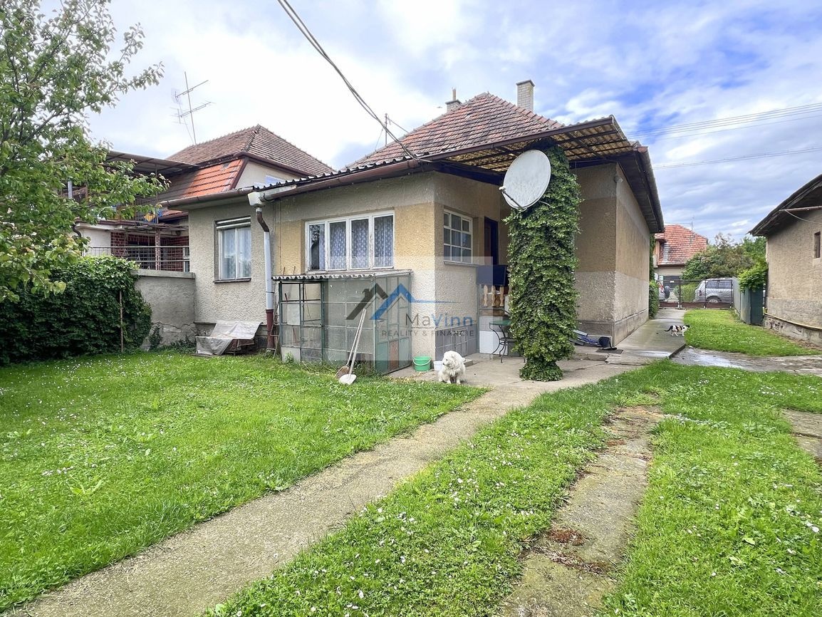 PREDAJ DOM s garážou a pozem. 1194m² v Rybanoch - 7