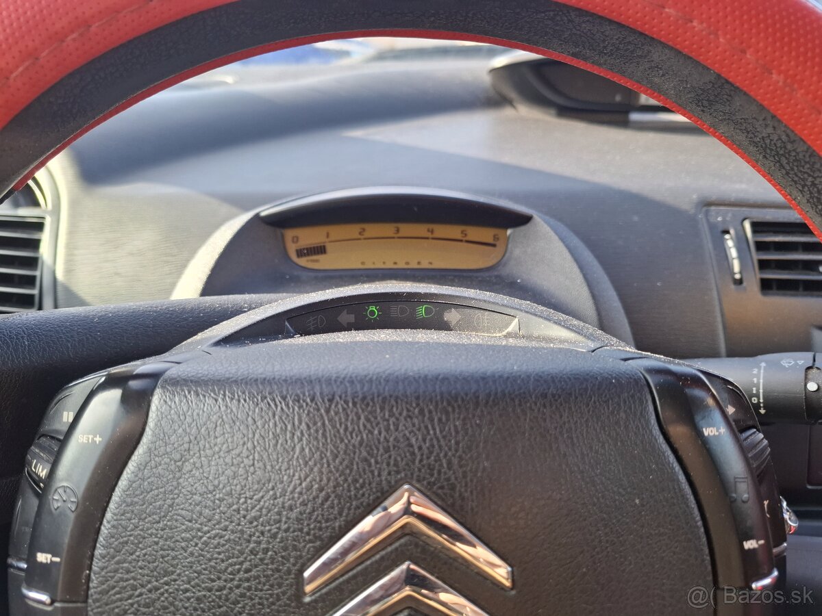 Predám citroën C4 1.6tdi 66kw - 7