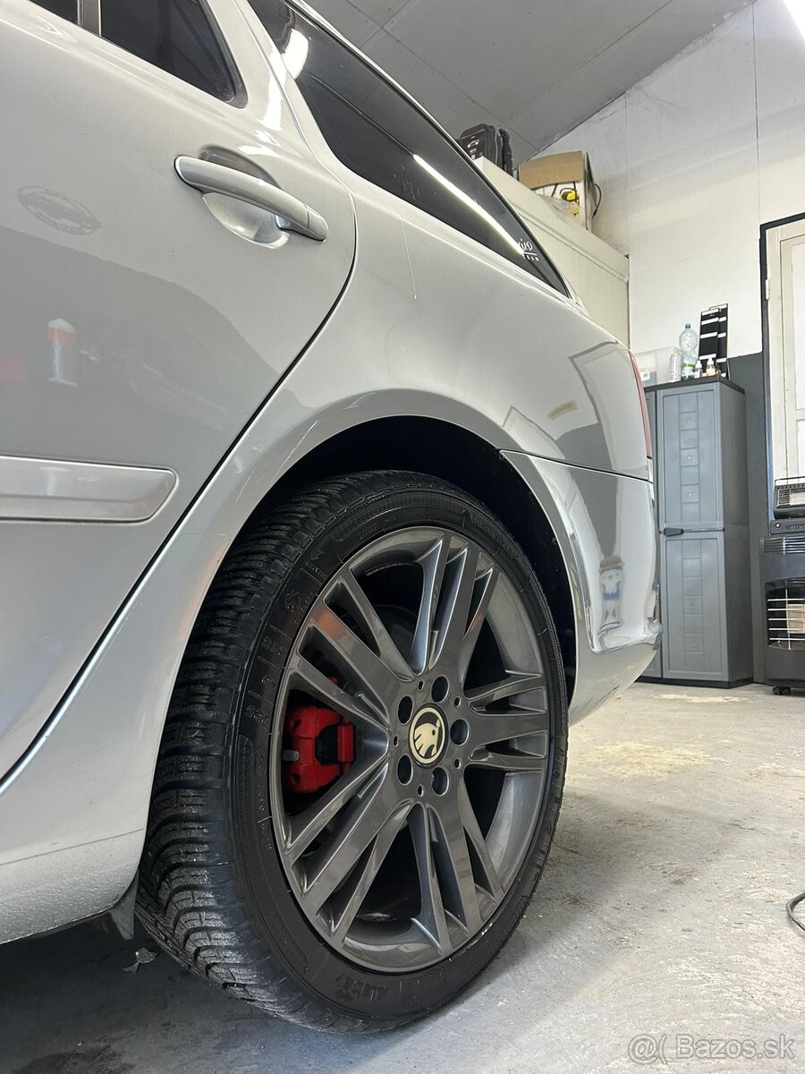 Skoda Octavia II RS 2012 2TDi DSG - 7