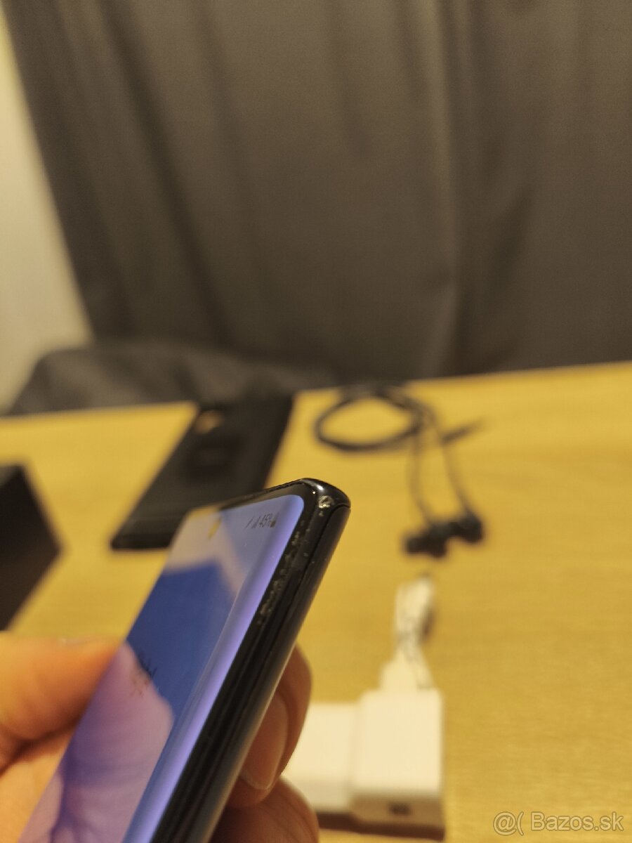 Predám Samsung Galaxy Note 10+ Aura Black komplet balenie
- 7