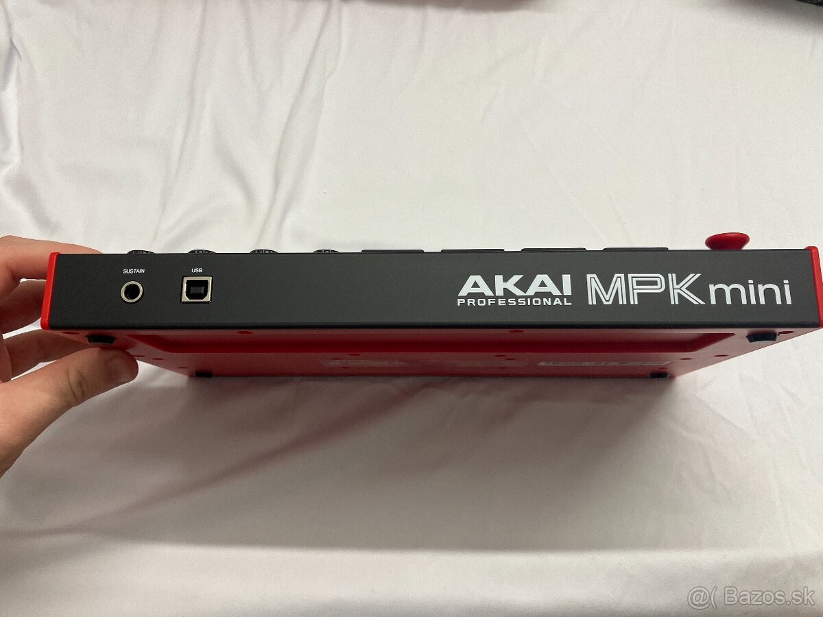 AKAI MPK mini - 7