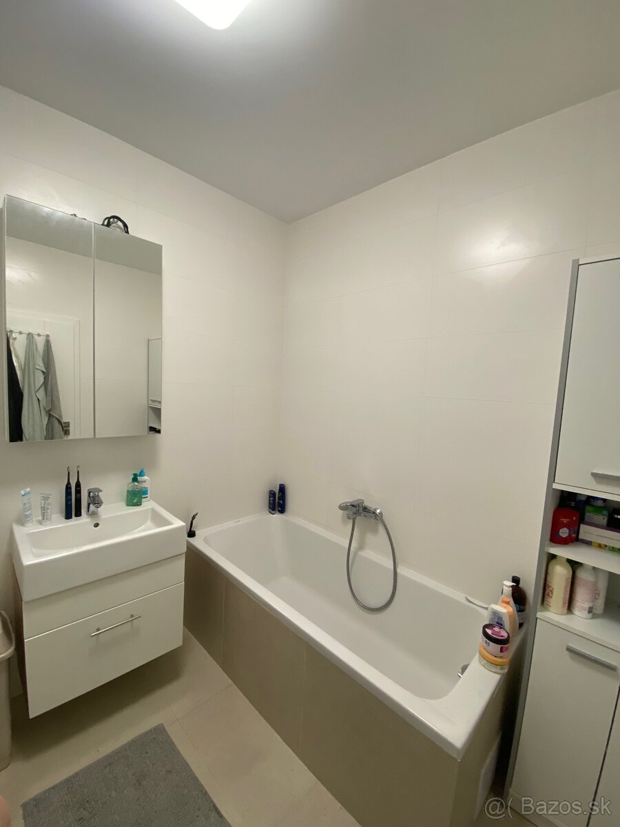 Prenájom 2-izbového bytu v Malackách - 7