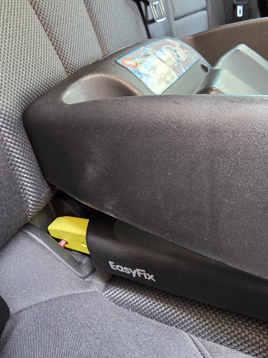 Maxi-Cosi CabrioFix + EasyFix Base (Isofix) - 7