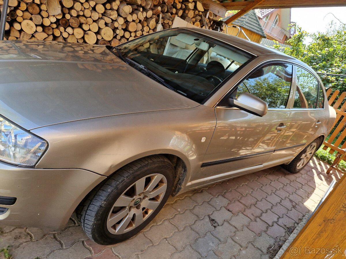 Predám Škoda Superb 2006 2.0 TDI za výhodnú cenu 4000eur - 7