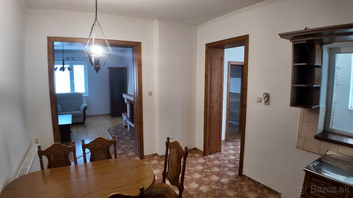 Prerobený 4izb rodinný dom s rozsiahlou záhradou, Kútníky - 7