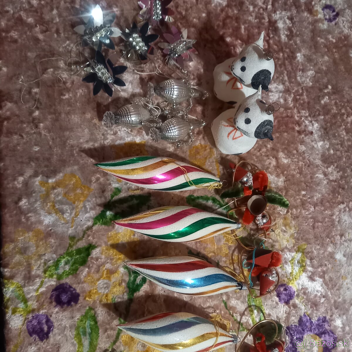 Predam starožitle ozdobi na stromček a gramofon - 7