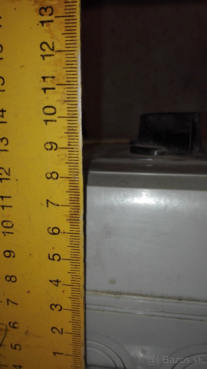 Krabica na vypínač - 7