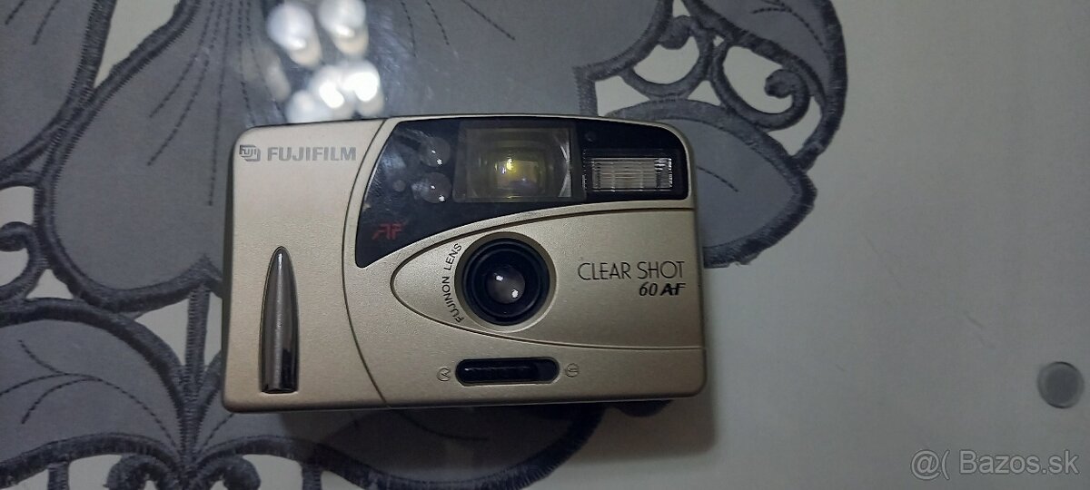 Predám tento starý fotoaparát FujiFilm - 7