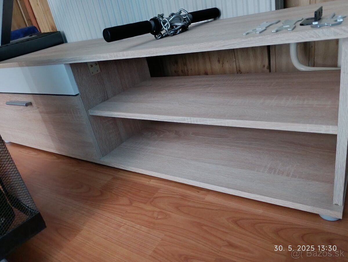 Predám obývaciu stenu. Bud vcelku alebo samostatne - 7