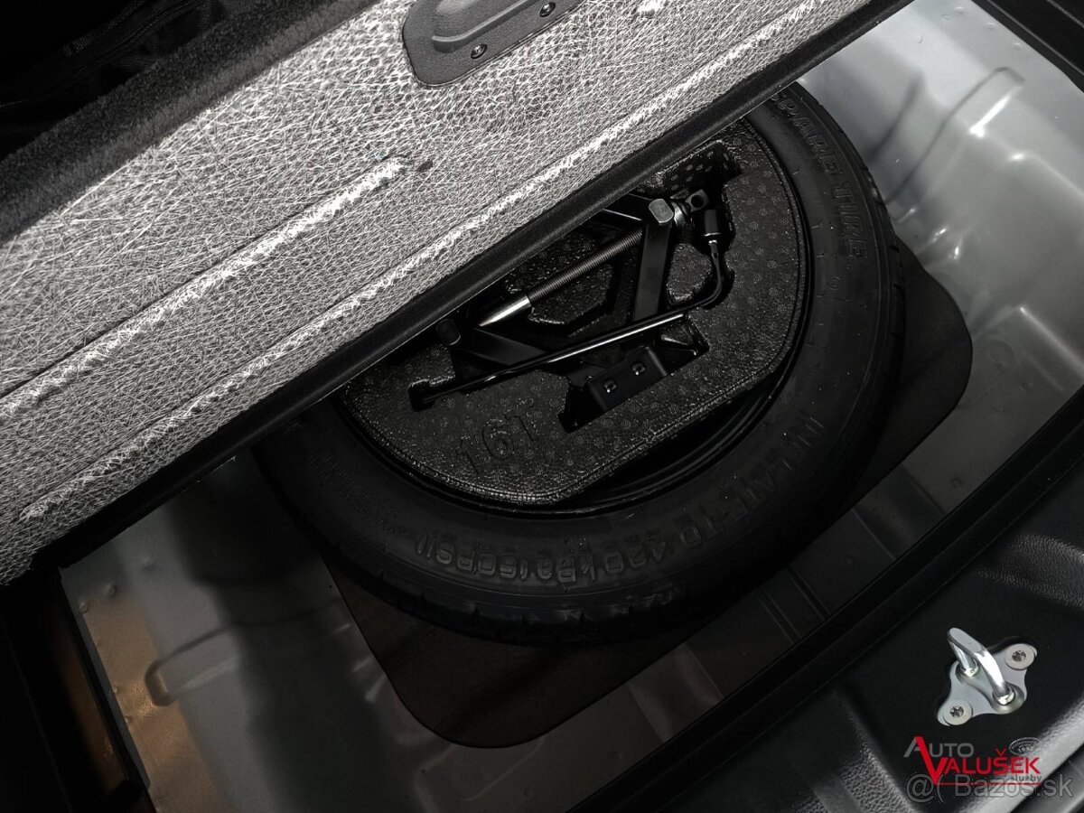 Kia XCEED 1,5 T-GDI M6 GOLD - 7