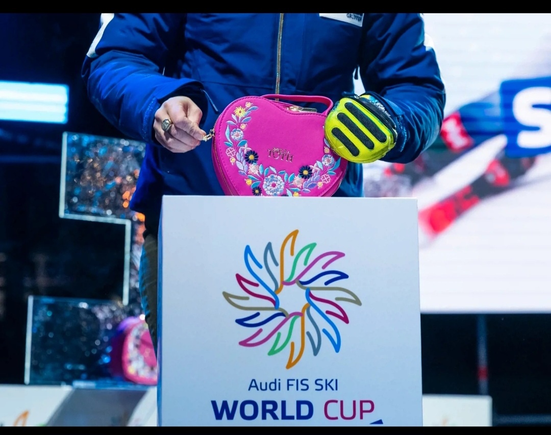 Kabelka srdce Petra Toth - 7