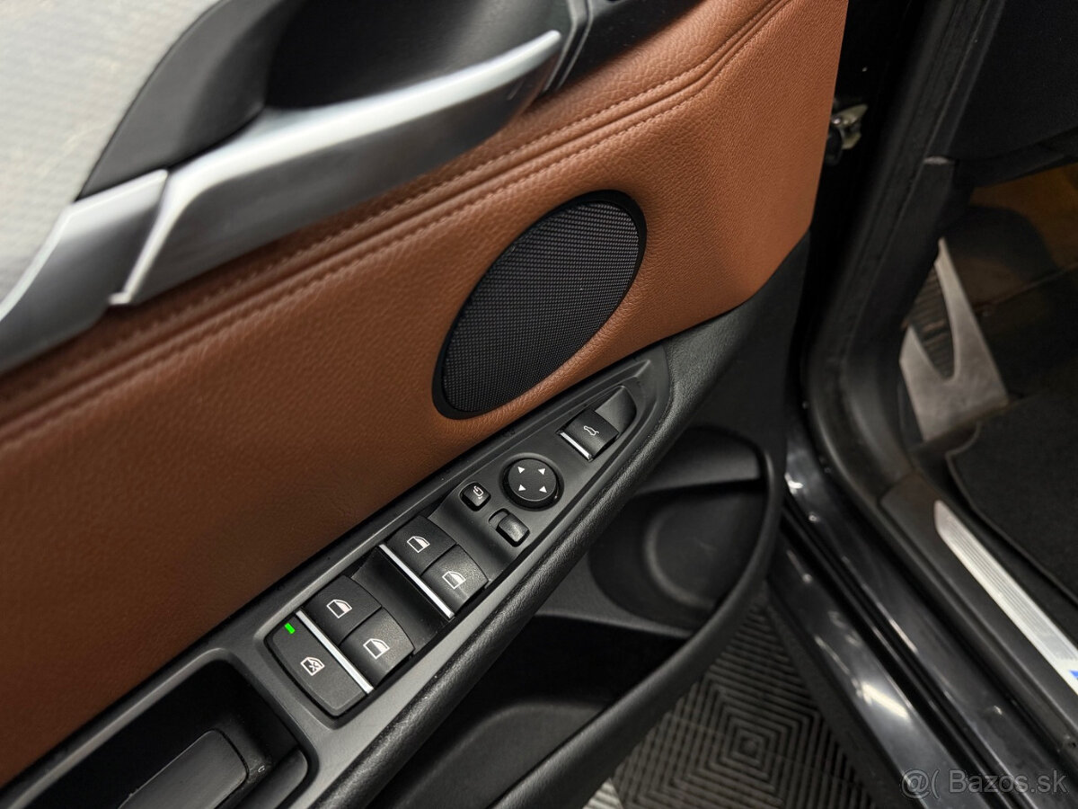 BMW X6 xDrive 30d Standard A/T - 7