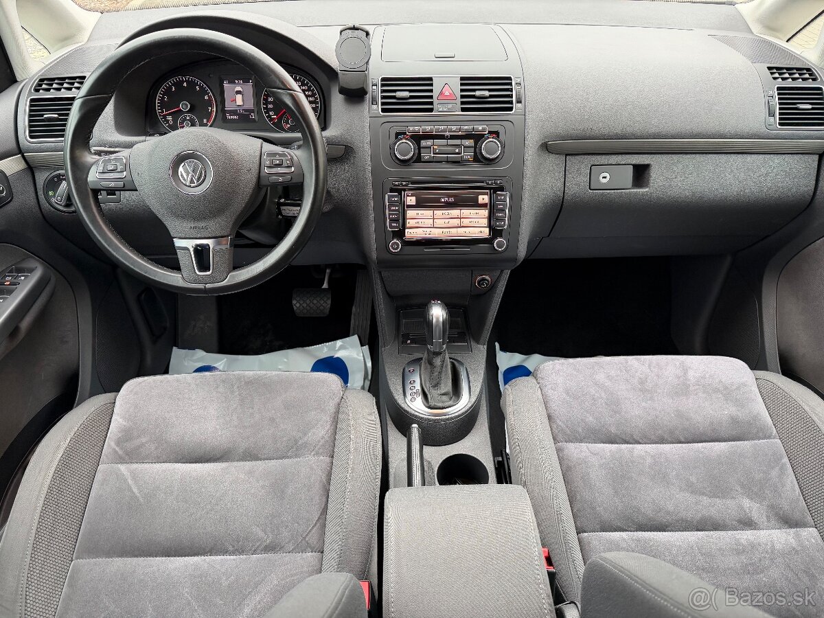 VOLKSWAGEN TOURAN 1,4 TSI, aut.DSG,BI-XENON,NAVI - 7