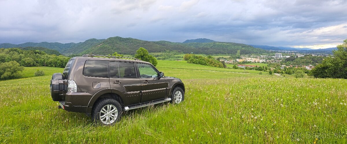 Mitsubishi Pajero - 7