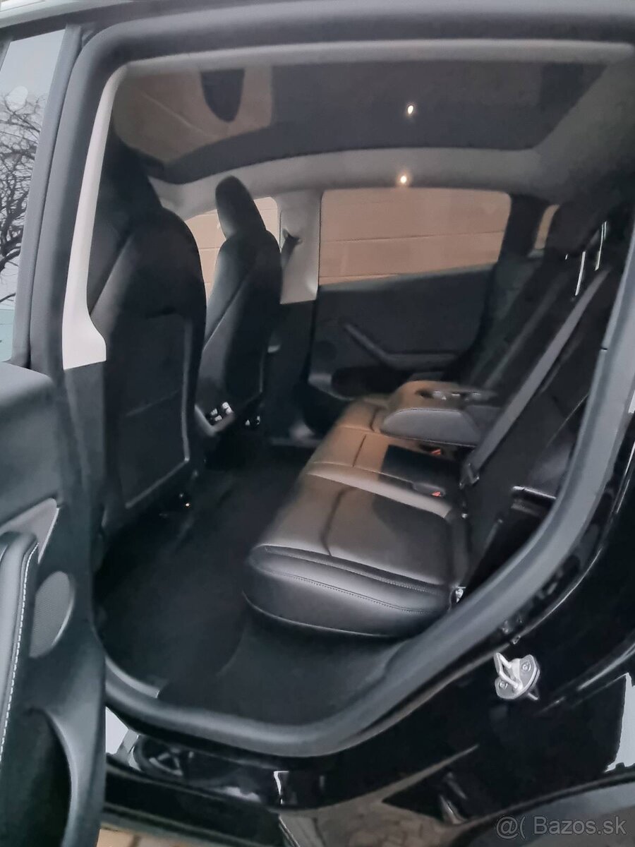 Tesla model Y Long Range naj.len 23tis km - 7
