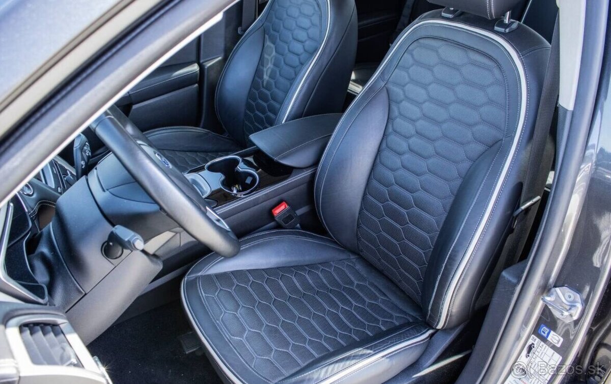 Ford Mondeo Vignale-Hybrid 103kW 2.0 - 7